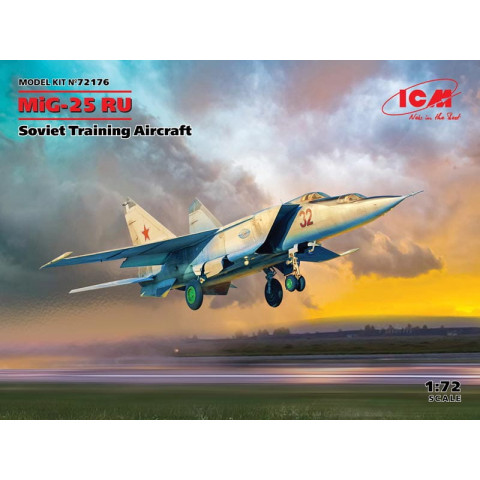 MiG-25 RU, Soviet Training Aircraft -72176
