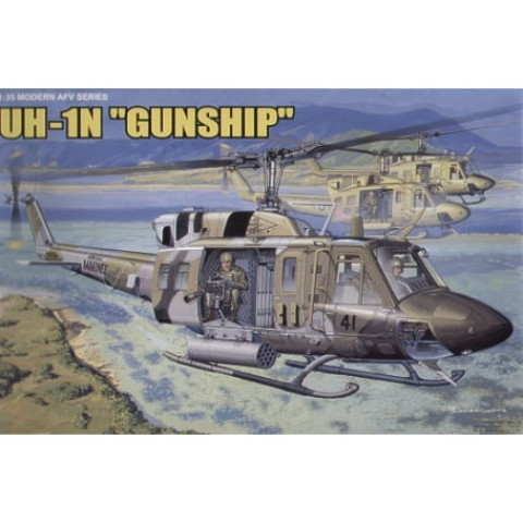 BELL UH-1N GUNSHIP -3540