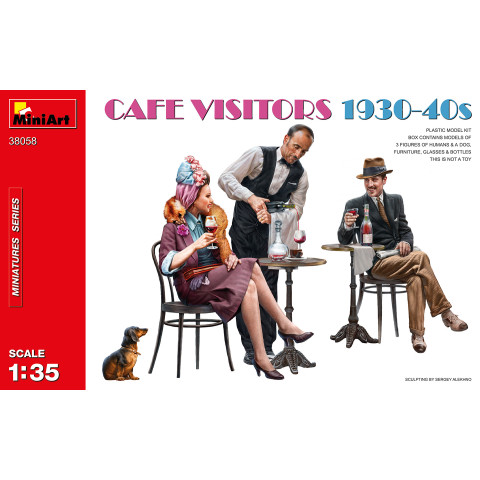 CAFE VISITORS 1930-40S -38058